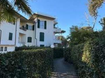 Appartamento arredato con terrazzo Pisa