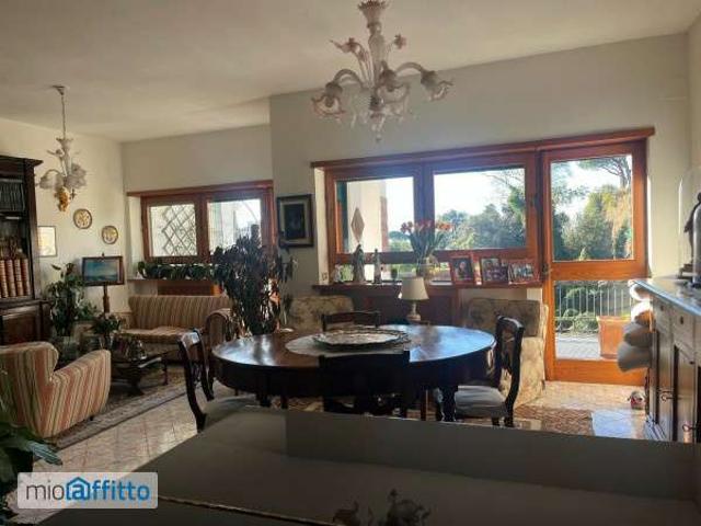 Appartamento arredato con terrazzo Posillipo