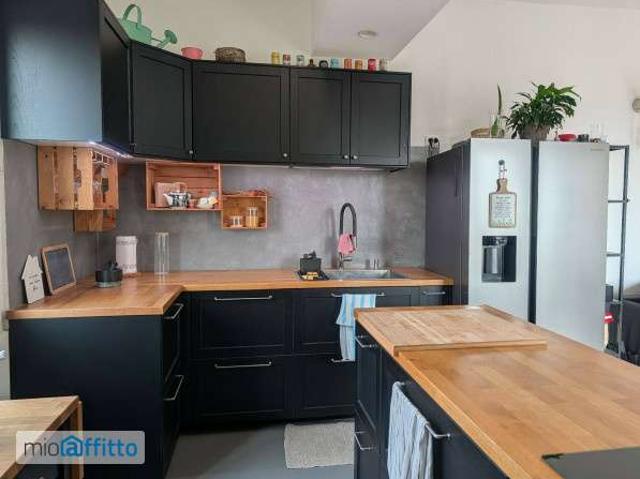 Appartamento arredato con terrazzo Porta mortara