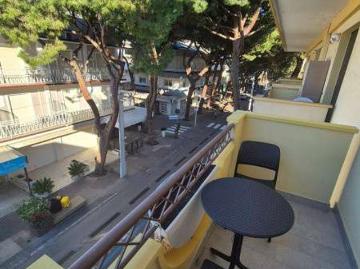 Appartamento arredato con terrazzo Riccione