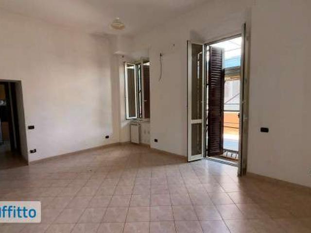 Appartamento arredato con terrazzo S.giovanni, esquilino, san lorenzo