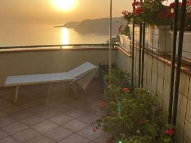 Appartamento arredato con terrazzo San Mauro Cilento
