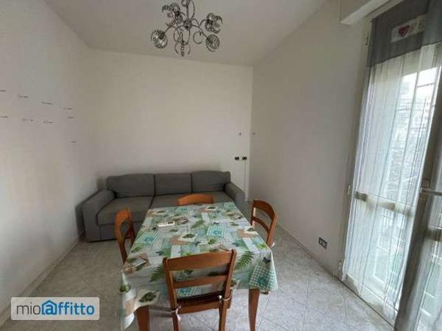 Appartamento arredato con terrazzo Santa viola