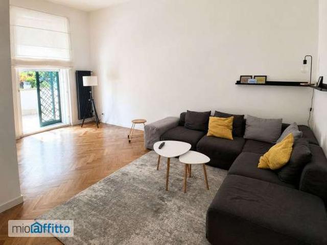Appartamento arredato con terrazzo Secondigliano