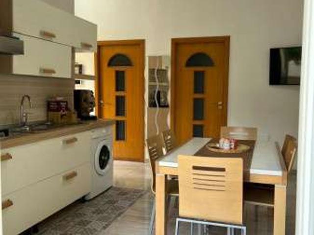 Appartamento arredato con terrazzo Secondigliano