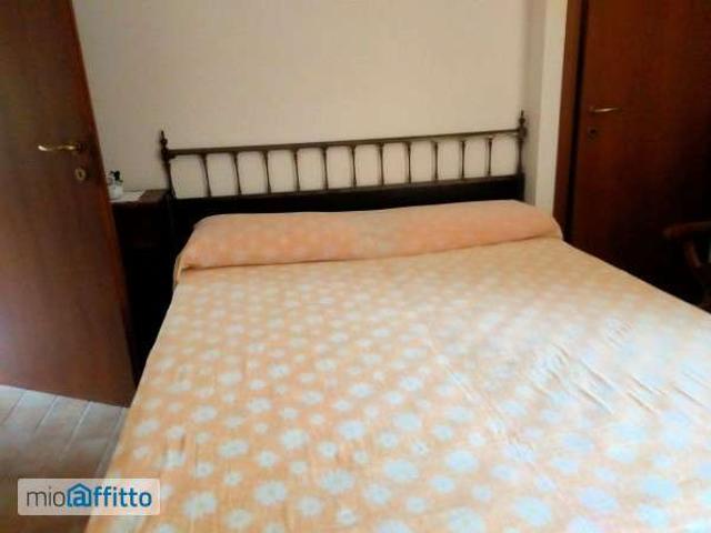 Appartamento arredato con terrazzo Serravalle Di Chienti