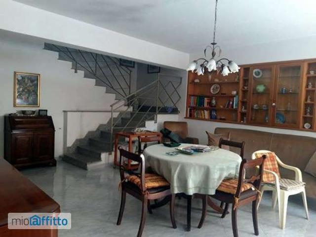 Appartamento arredato con terrazzo Solanto