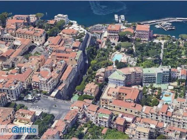 Appartamento arredato con terrazzo Sorrento