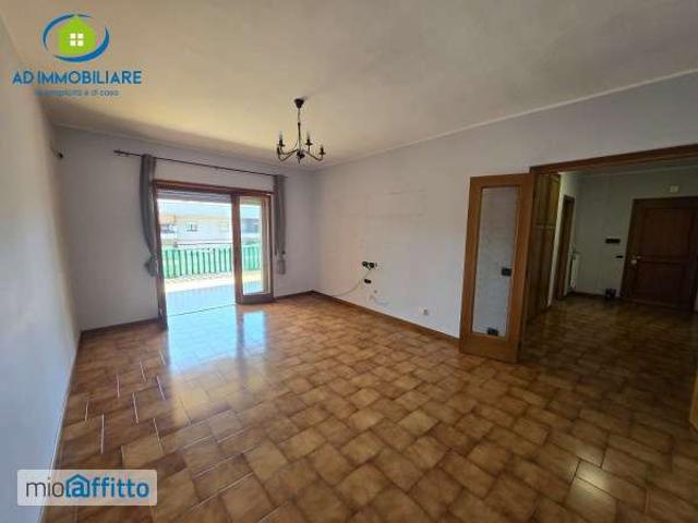 Appartamento arredato con terrazzo Tuscolano, don bosco, cinecittà