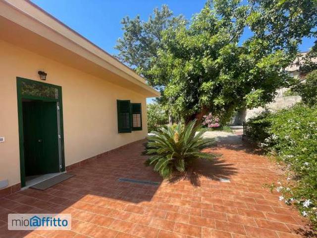 Appartamento arredato con terrazzo Tommaso natale