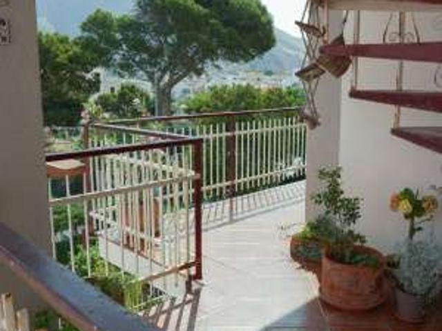 Appartamento arredato con terrazzo Tommaso natale