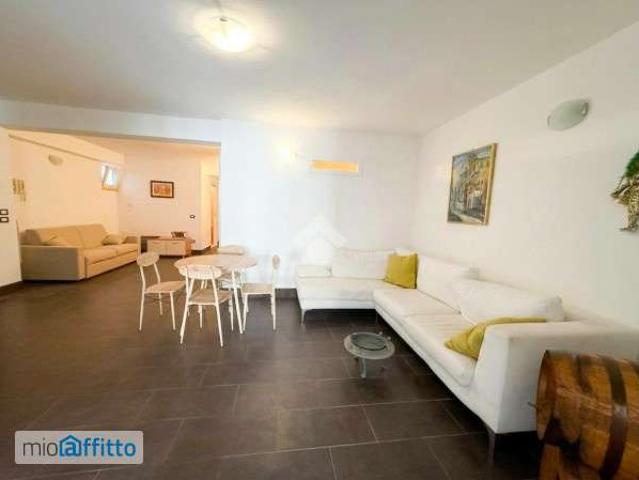 Appartamento arredato con terrazzo Tommaso natale