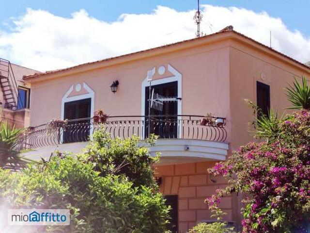 Appartamento arredato con terrazzo Tommaso natale