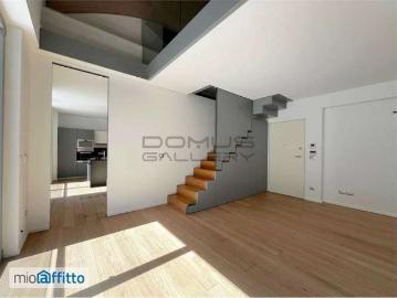 Appartamento arredato con terrazzo Torino