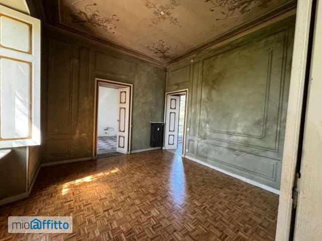 Appartamento arredato con terrazzo Torino