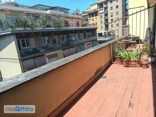 Appartamento arredato con terrazzo Trieste, salario