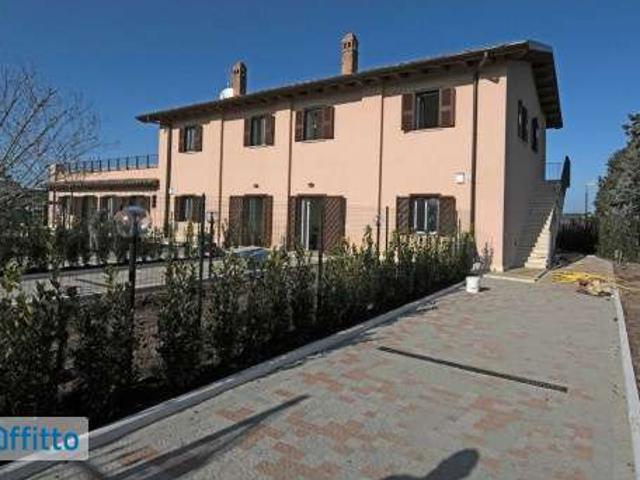 Appartamento arredato con terrazzo Trieste, salario