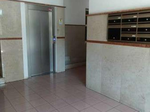 Appartamento arredato con terrazzo Trieste, salario