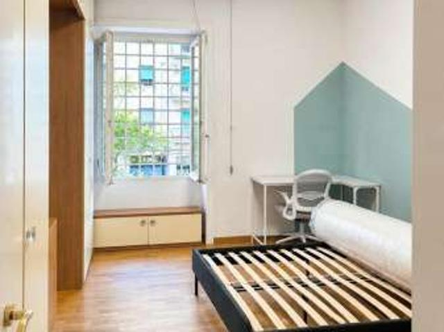 Appartamento arredato con terrazzo Trieste, salario