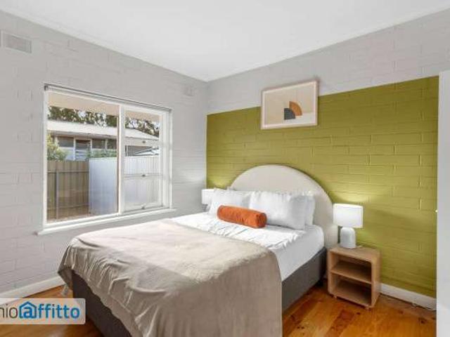 Appartamento arredato con terrazzo Trigoria, spinaceto, tor de cenci, vallerano