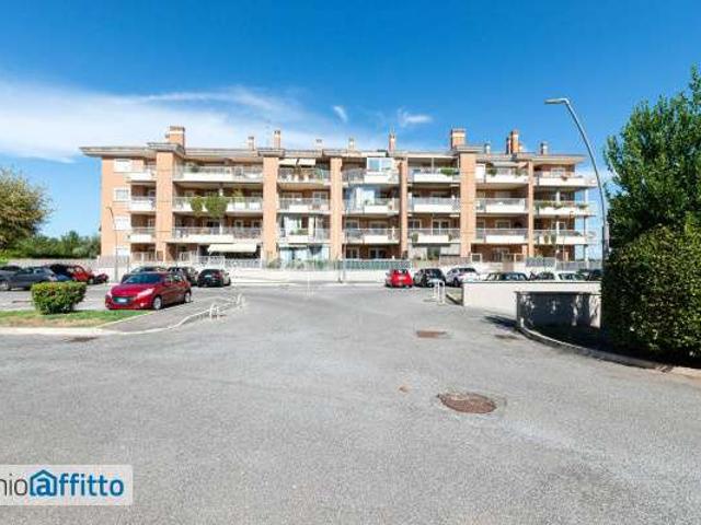 Appartamento arredato con terrazzo Trigoria, spinaceto, tor de cenci, vallerano