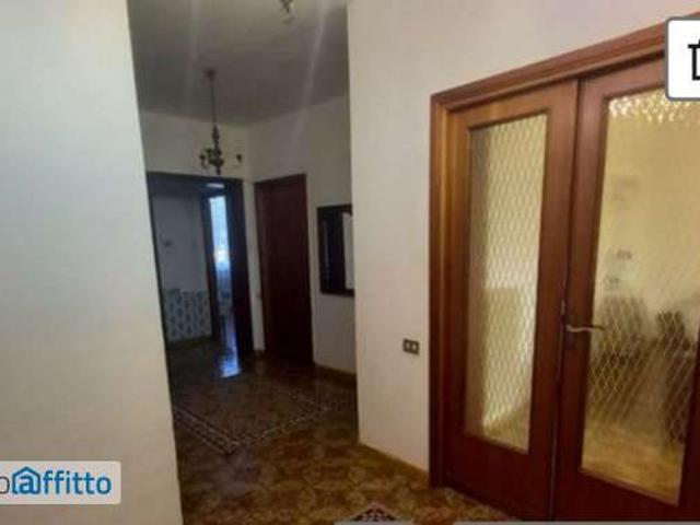 Appartamento arredato con terrazzo Vigne