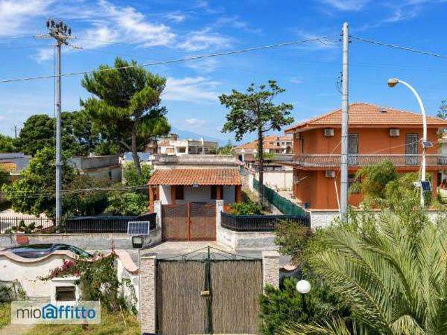 Appartamento arredato con terrazzo Villaggio san leonardo