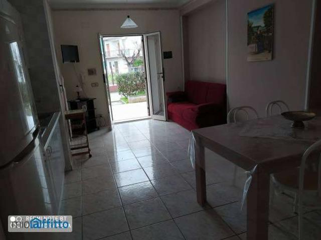 Appartamento arredato con terrazzo Villapiana lido