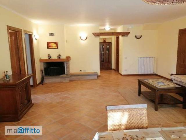 Appartamento arredato Carpineto