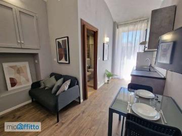 Appartamento arredato Cenisia