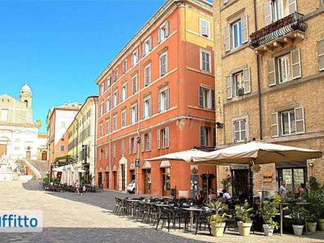 Appartamento arredato Centro storico, centro, semicentro