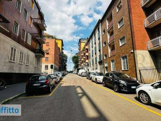 Appartamento arredato Certosa, quarto oggiaro, villa pizzone