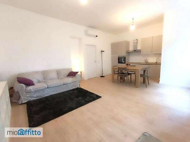 Appartamento arredato Certosa, quarto oggiaro, villa pizzone