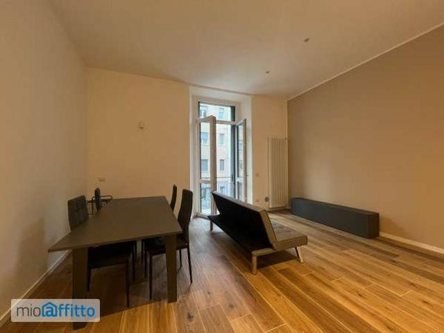 Appartamento arredato Certosa, quarto oggiaro, villa pizzone