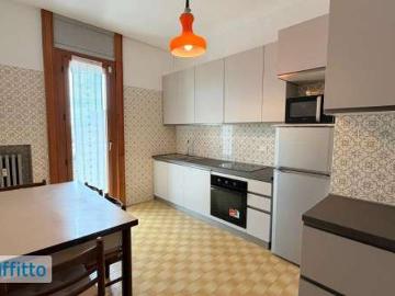 Appartamento arredato Certosa, quarto oggiaro, villa pizzone