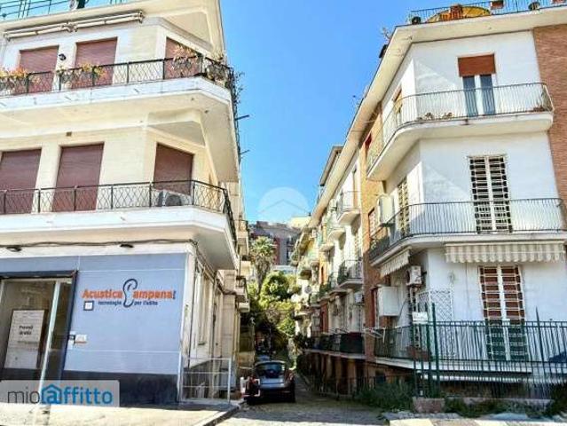 Appartamento arredato Chiaia