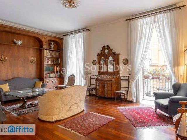 Appartamento arredato Chiaia