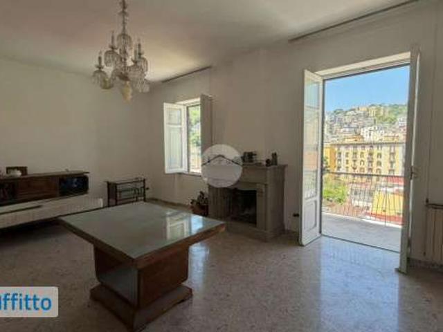 Appartamento arredato Chiaia