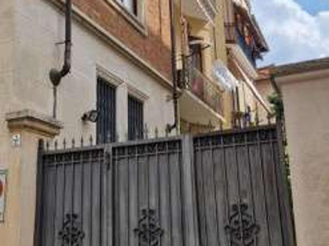 Appartamento arredato Cit turin