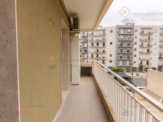 Appartamento Arredato a Tisia Tica Zecchino, Siracusa