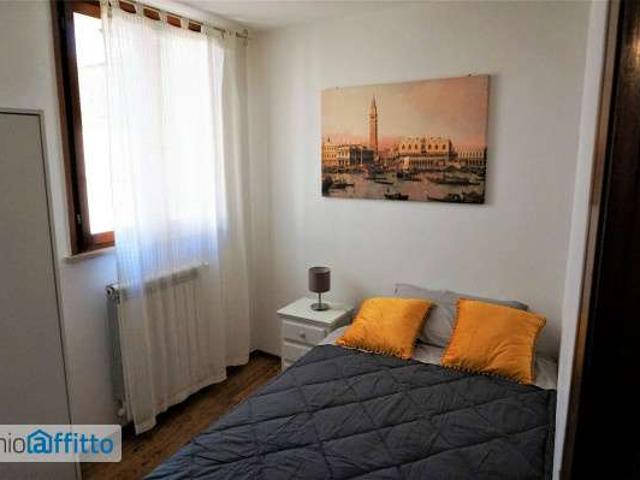 Appartamento arredato Accademia