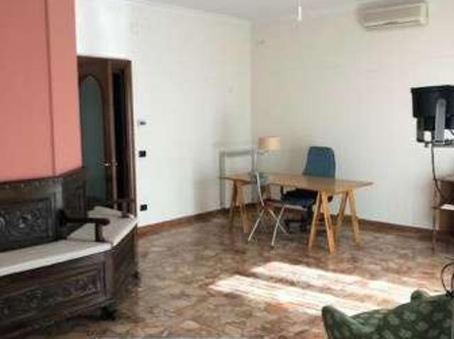 Appartamento arredato Arenella