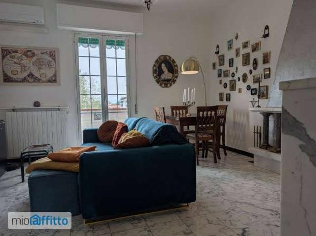 Appartamento arredato Avenza