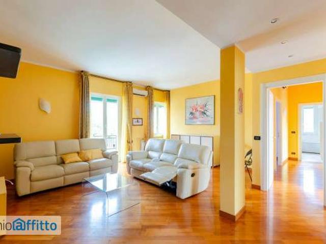 Appartamento arredato Genova