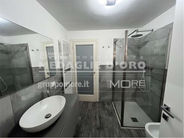 APPARTAMENTO ARREDATO DUE CAMERE E DUE BAGNI