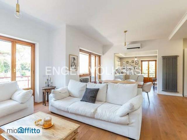 Appartamento arredato Eur, laurentino, checchignola, montagnola, fonte meravigliosa