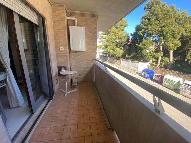 APPARTAMENTO ARREDATO IN CENTRO rif. PE 2980 Italia Affitti