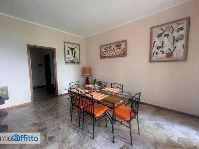Appartamento arredato Laveno