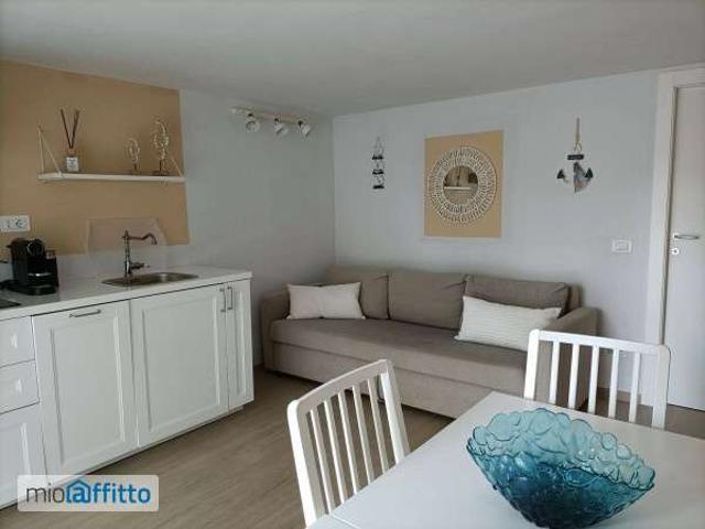 Appartamento arredato Lido di camaiore