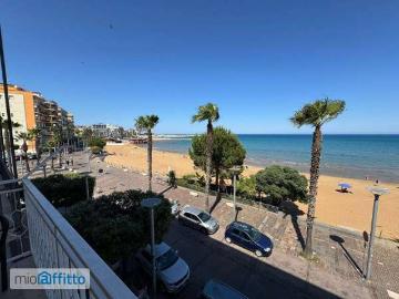 Appartamento arredato Lungomare, capocolonna